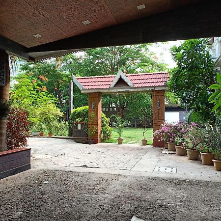 Mystica Resort Lonavala Extérieur photo
