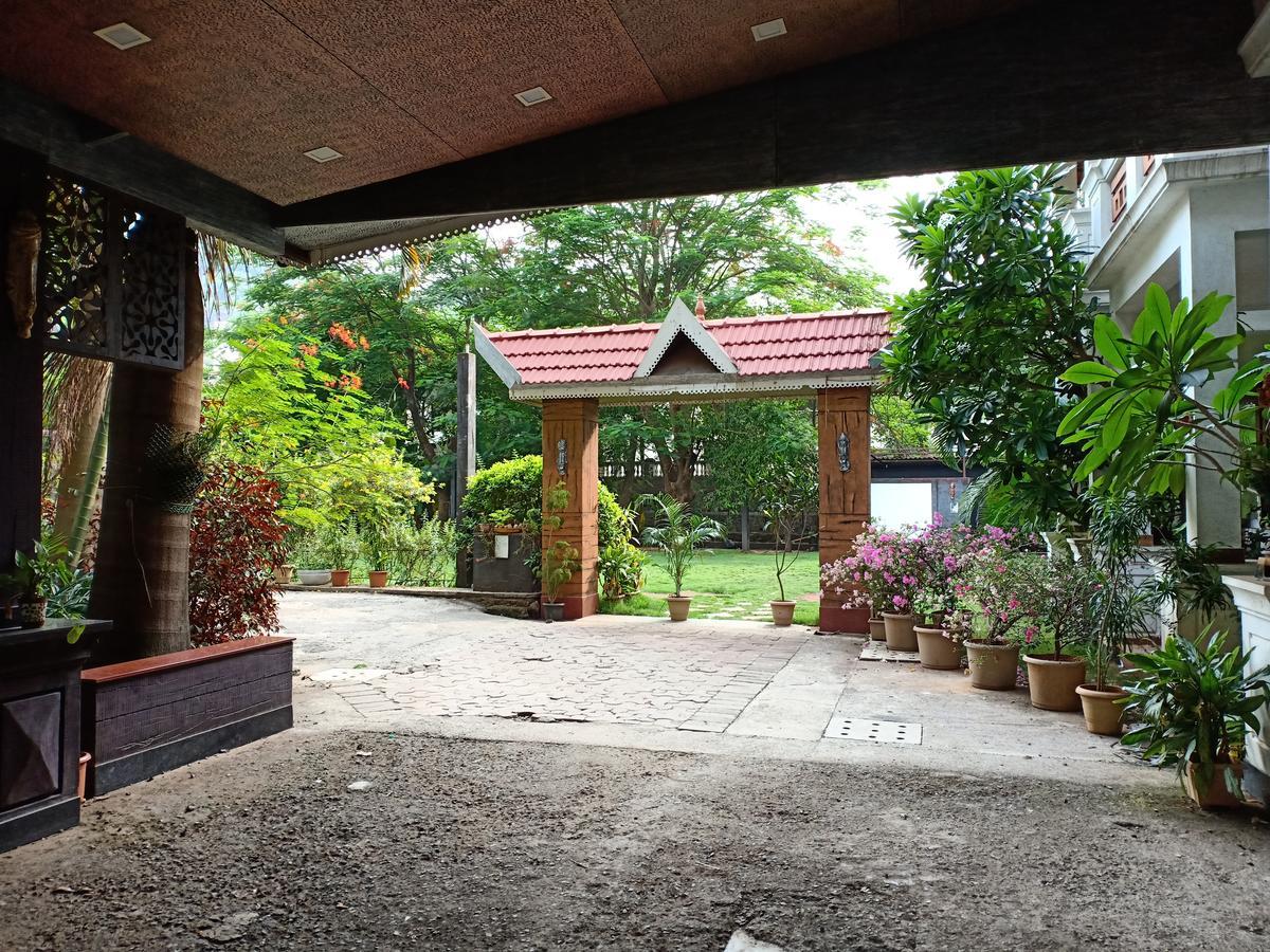 Mystica Resort Lonavala Extérieur photo