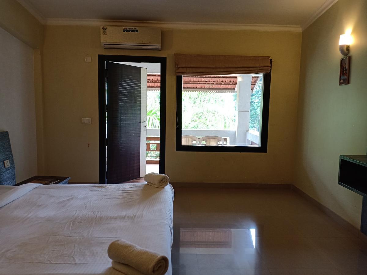 Mystica Resort Lonavala Chambre photo